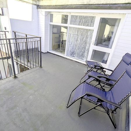 Harbour Steps - Torquay Luxury Apartment - Balcony, Free Parking, Netflix & Wifi Exterior photo