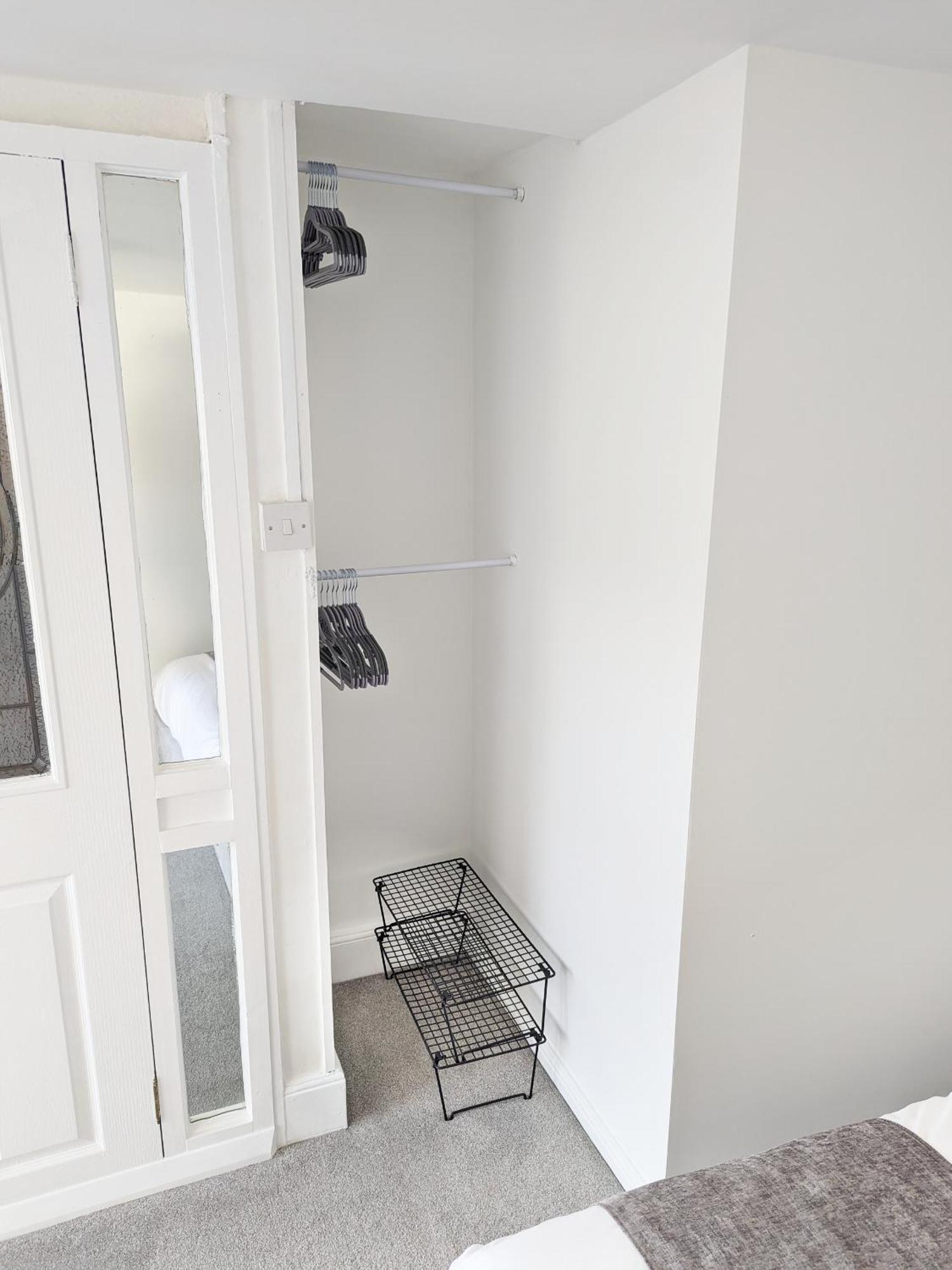 Harbour Steps - Torquay Luxury Apartment - Balcony, Free Parking, Netflix & Wifi Exterior photo
